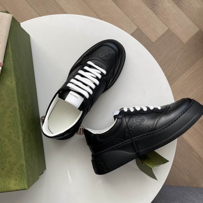 Gucci Sneakers 19