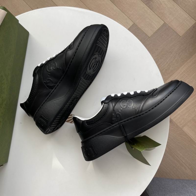 Gucci Sneakers 19