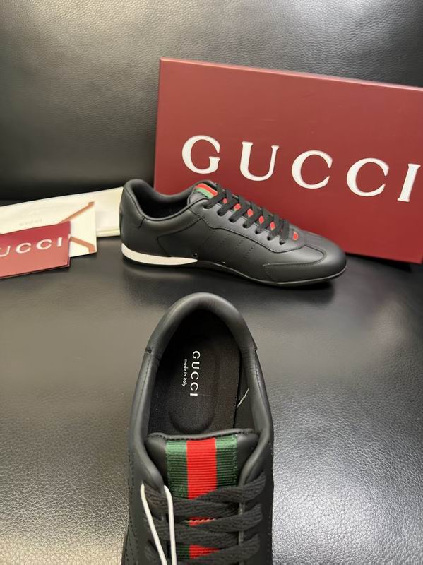 Gucci Sneakers 14