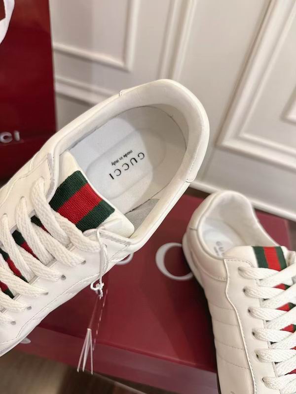 Gucci Sneakers 15