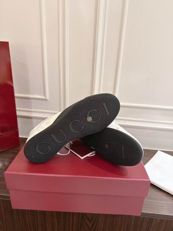 Gucci Sneakers 15