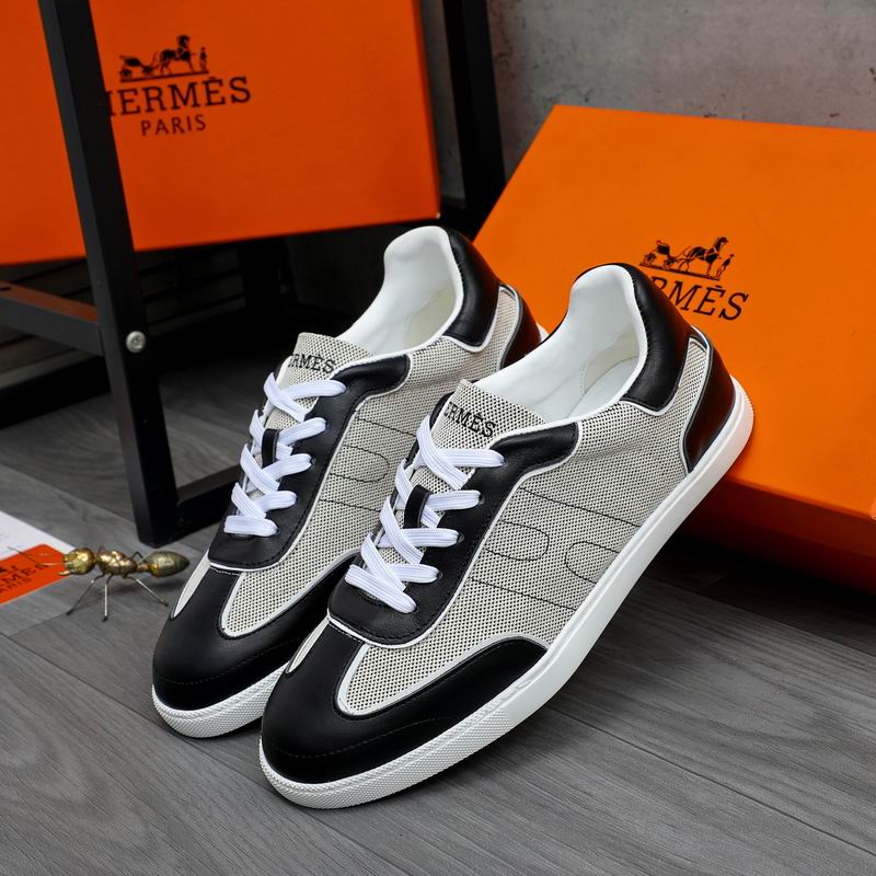 Hermès Sneakers 3