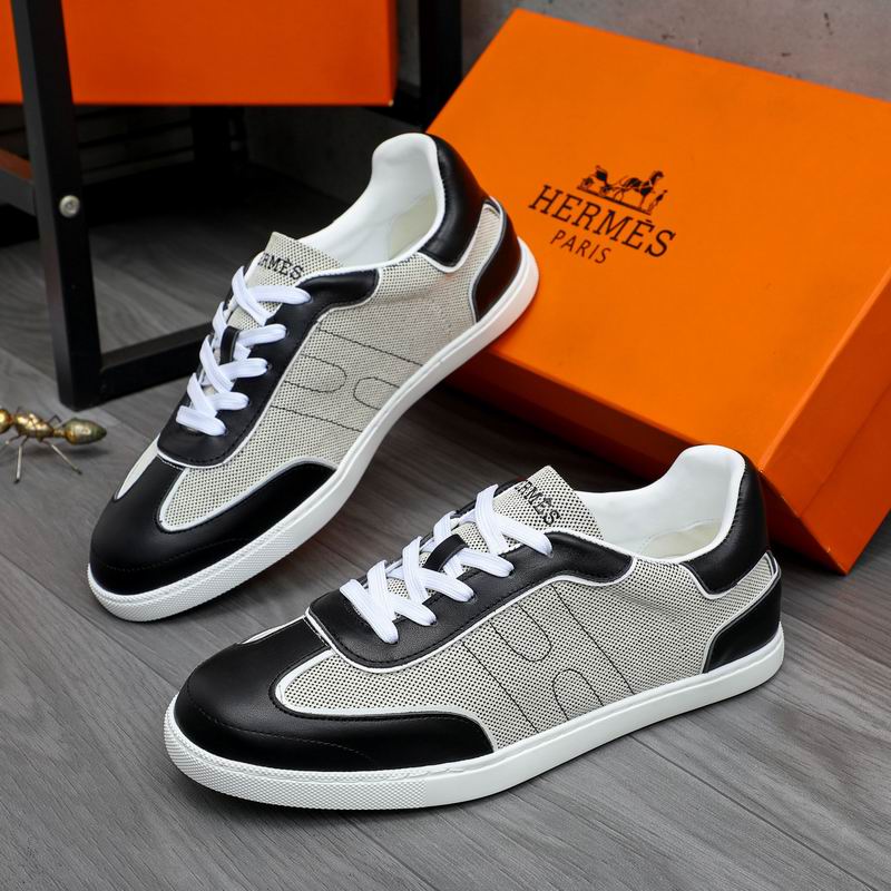 Hermès Sneakers 3