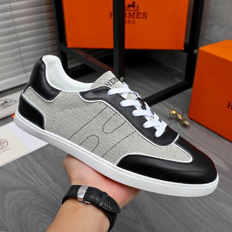 Hermès Sneakers 3