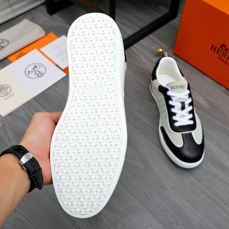 Hermès Sneakers 3