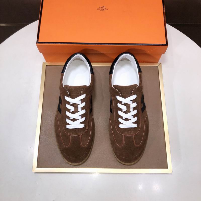 Hermès Sneakers 14