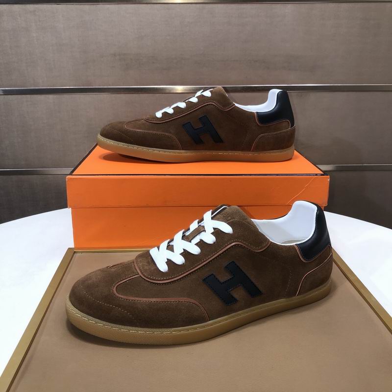 Hermès Sneakers 14