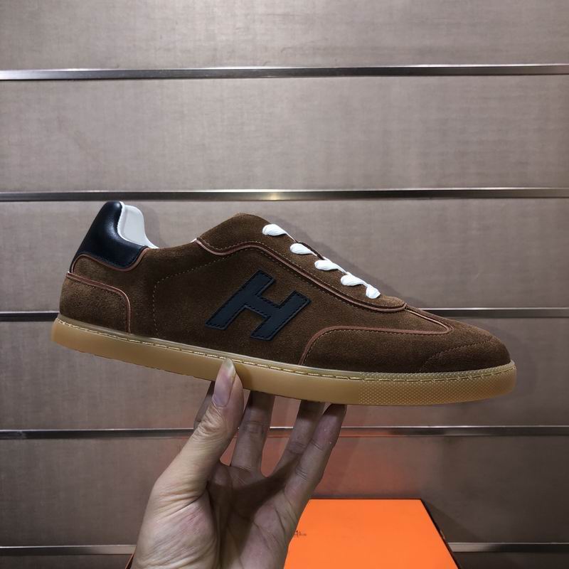 Hermès Sneakers 14