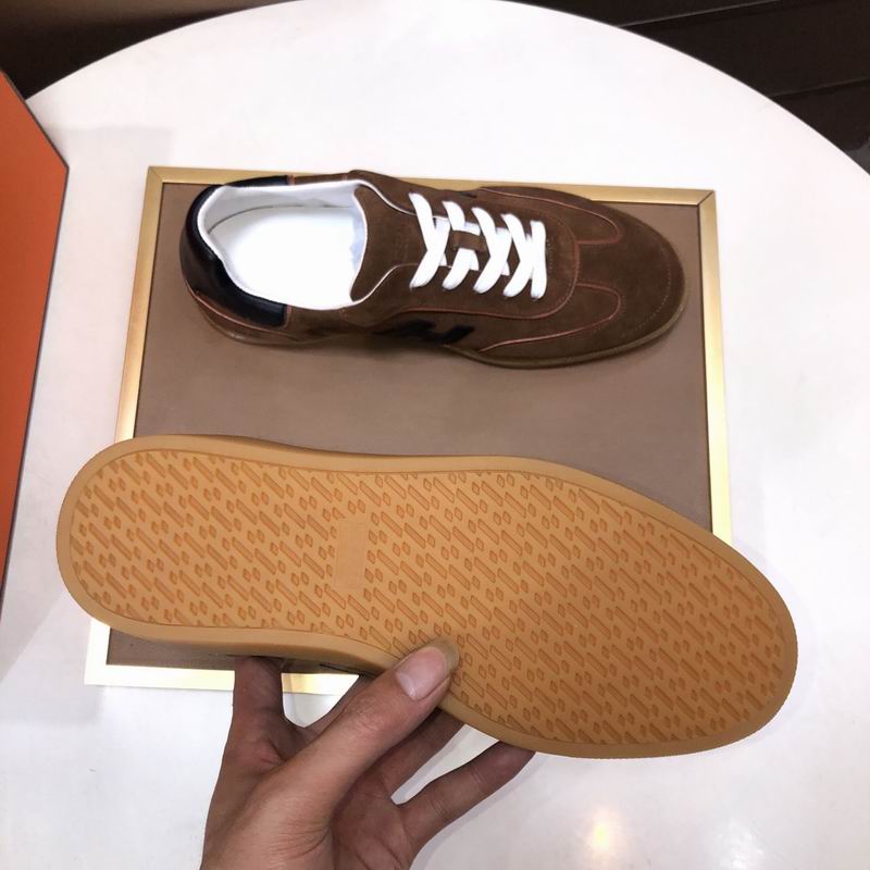 Hermès Sneakers 14