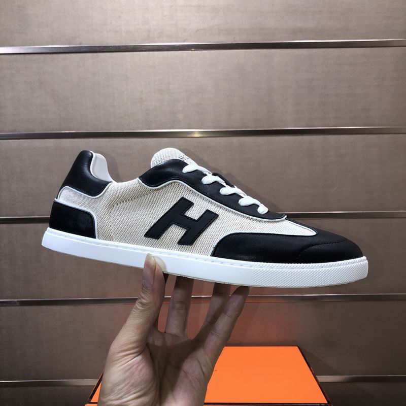 Hermès Sneakers 15