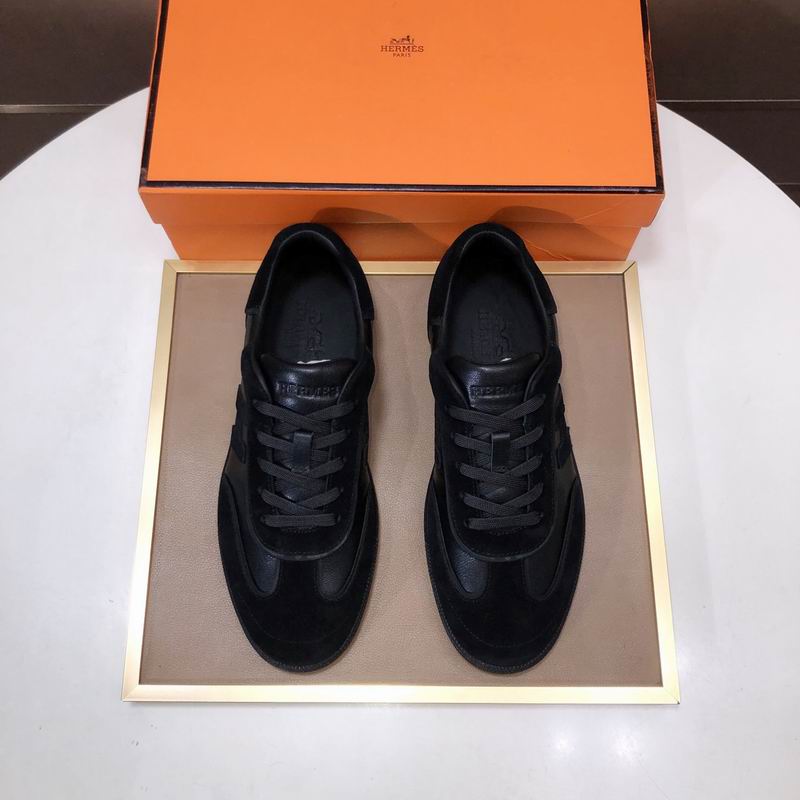 Hermès Sneakers 12