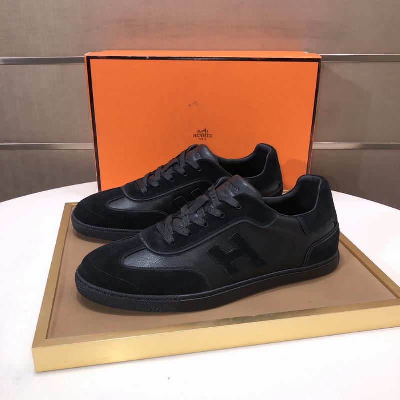 Hermès Sneakers 12