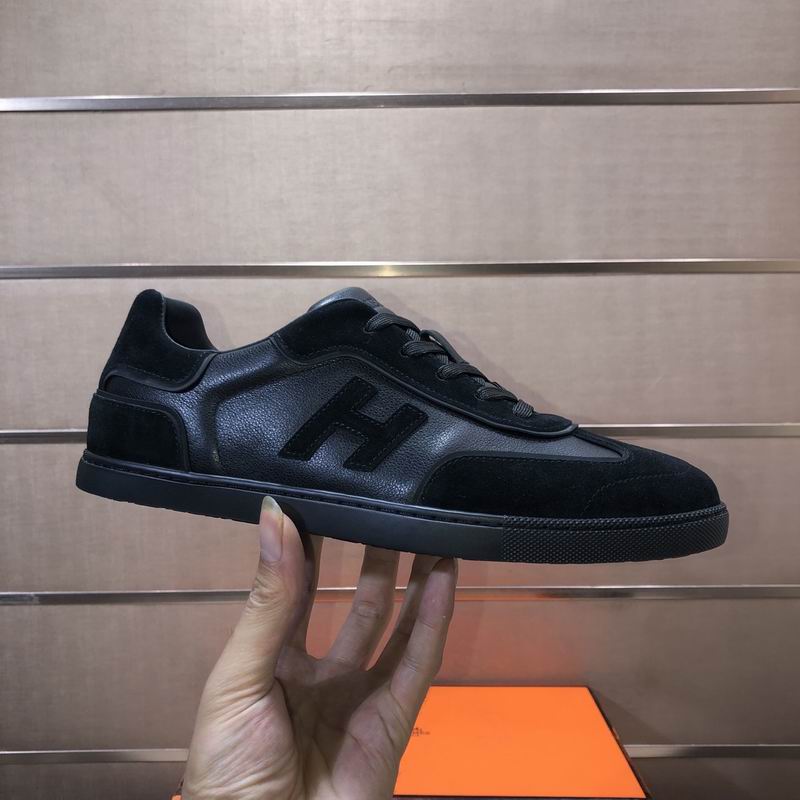 Hermès Sneakers 12
