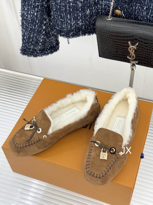LV Loafers con Forro de Borrego
