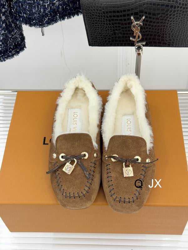 LV Loafers con Forro de Borrego