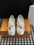 👞 Louis Vuitton Loafers de Piel 4
