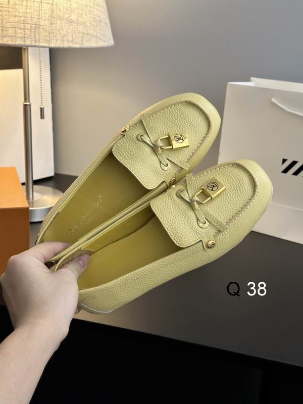 👞 Louis Vuitton Loafers de Piel 5