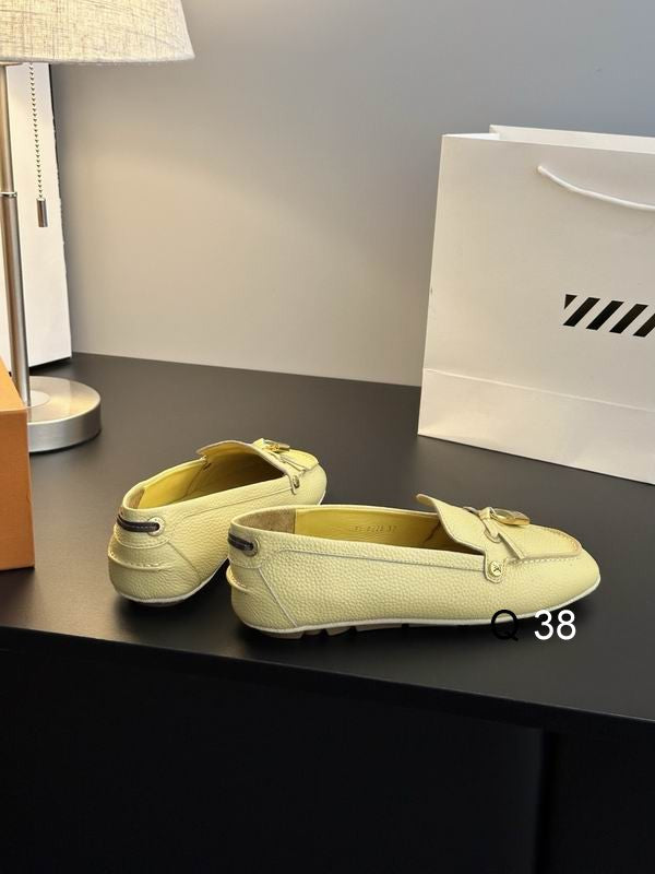 👞 Louis Vuitton Loafers de Piel 5