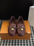 👞 Louis Vuitton Loafers de Piel