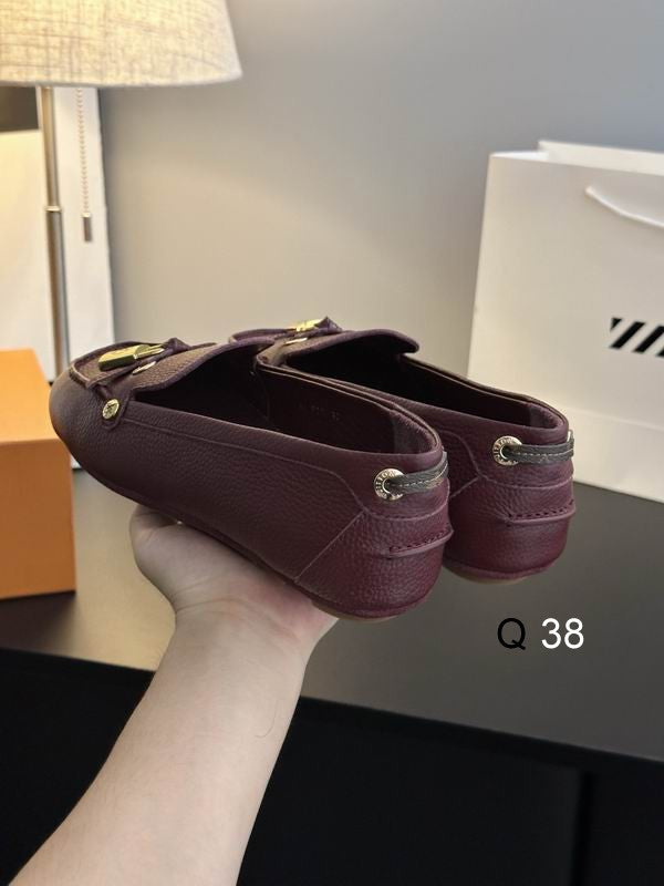 👞 Louis Vuitton Loafers de Piel