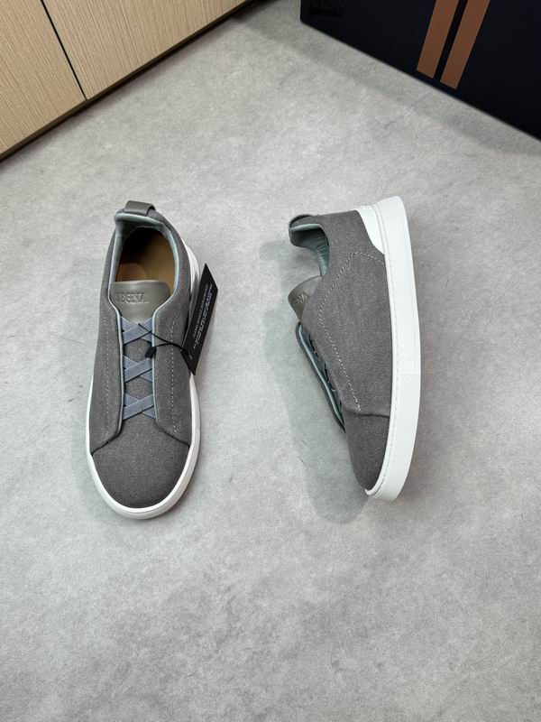 ZEGNA Triple Stitch 8