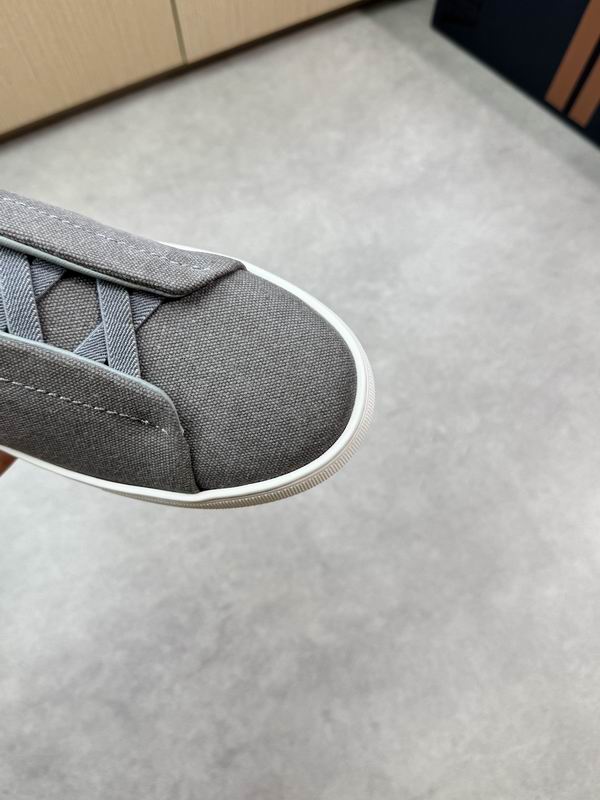 ZEGNA Triple Stitch 8