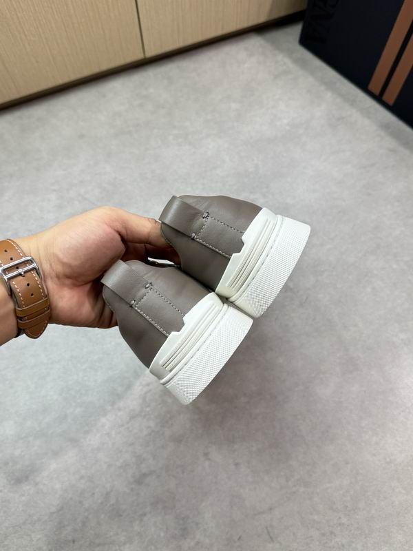 ZEGNA Triple Stitch 16