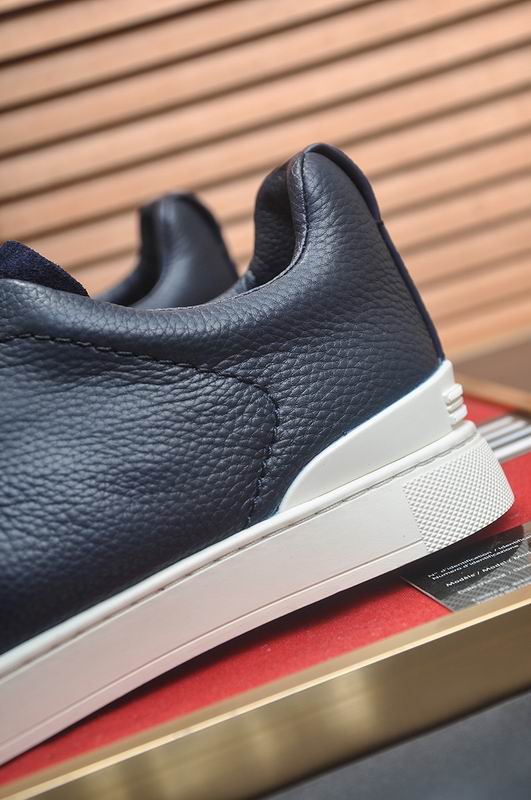 ZEGNA Triple Stitch 25