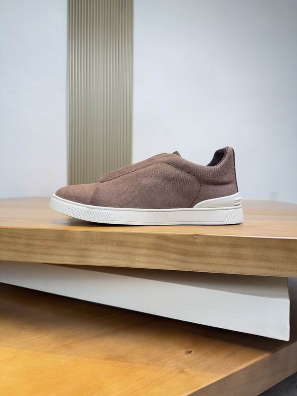 ZEGNA Triple Stitch 22