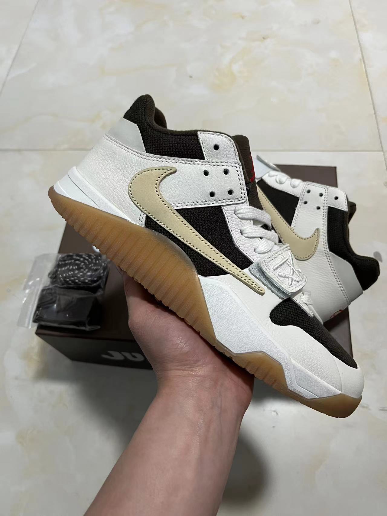 Jumpman Jack x Travis Scott Brown