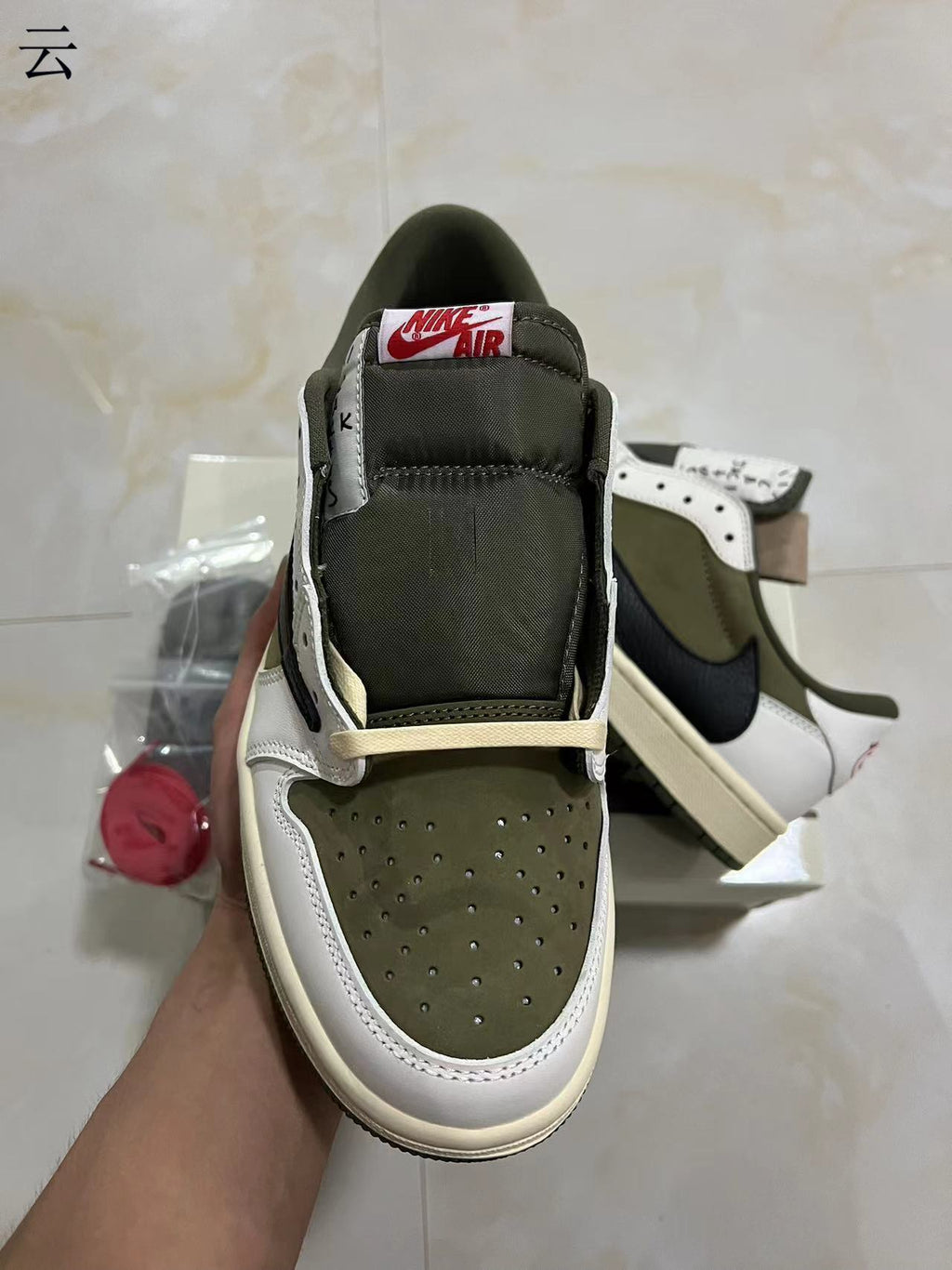 Air Jordan 1 Low x Travis Scott Olive