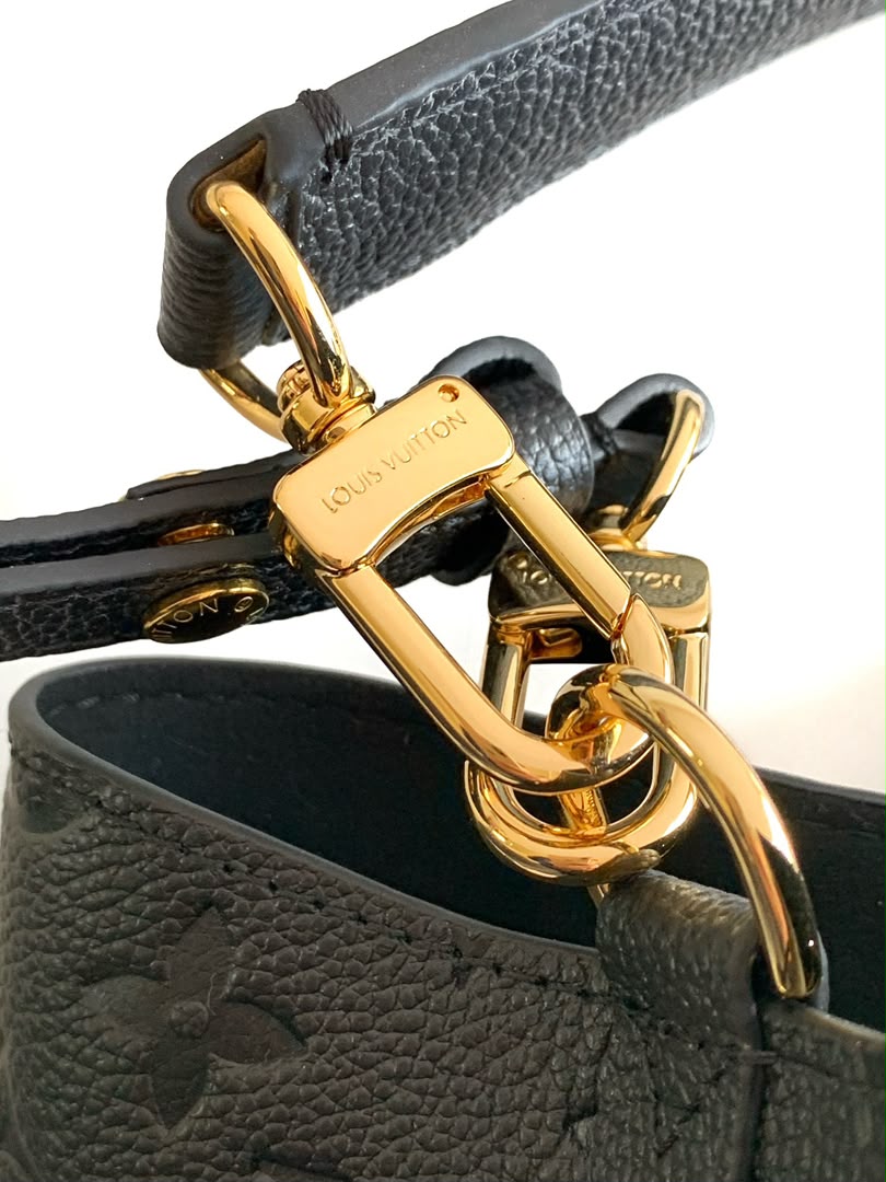 👜 LOUIS VUITTON HANDBAGS