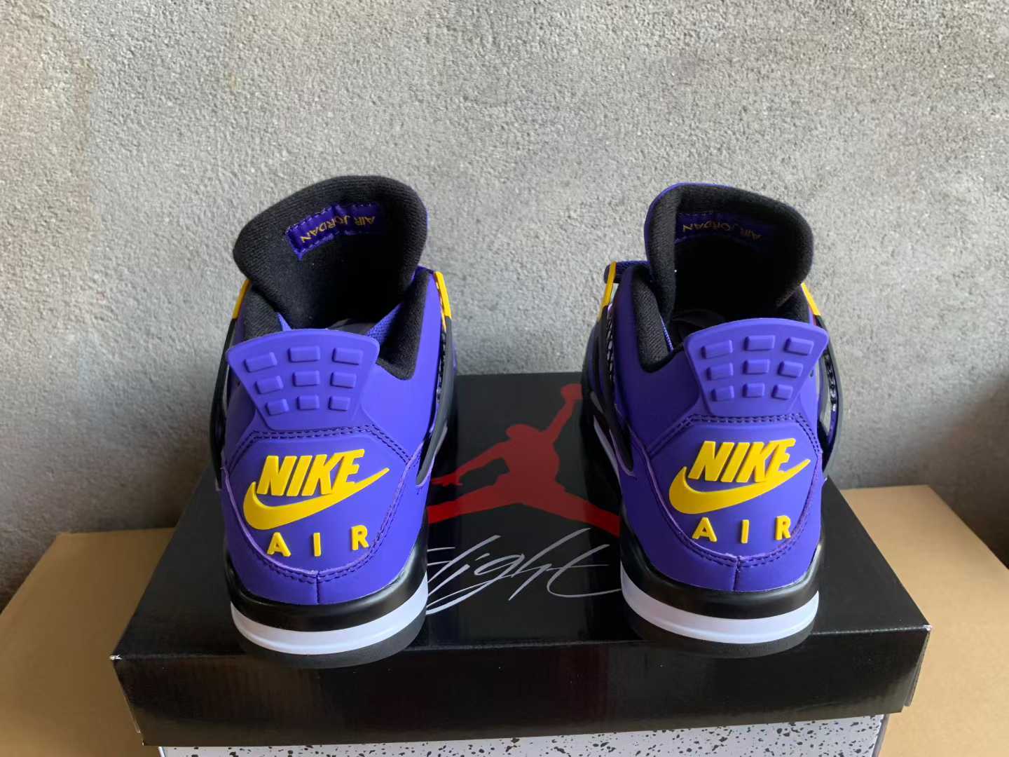 Air Jordan 4 Lakers