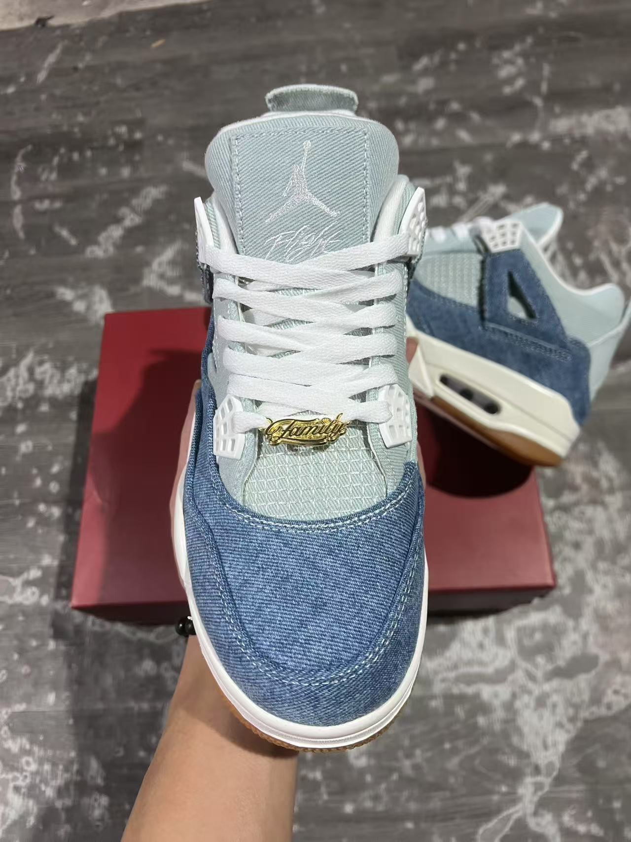 Air Jordan 4 Denim "Worn Blue”