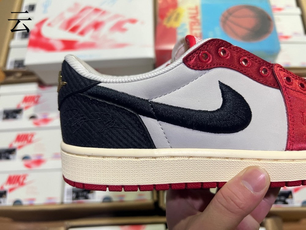Trophy Room x Air Jordan 1 Low OG
