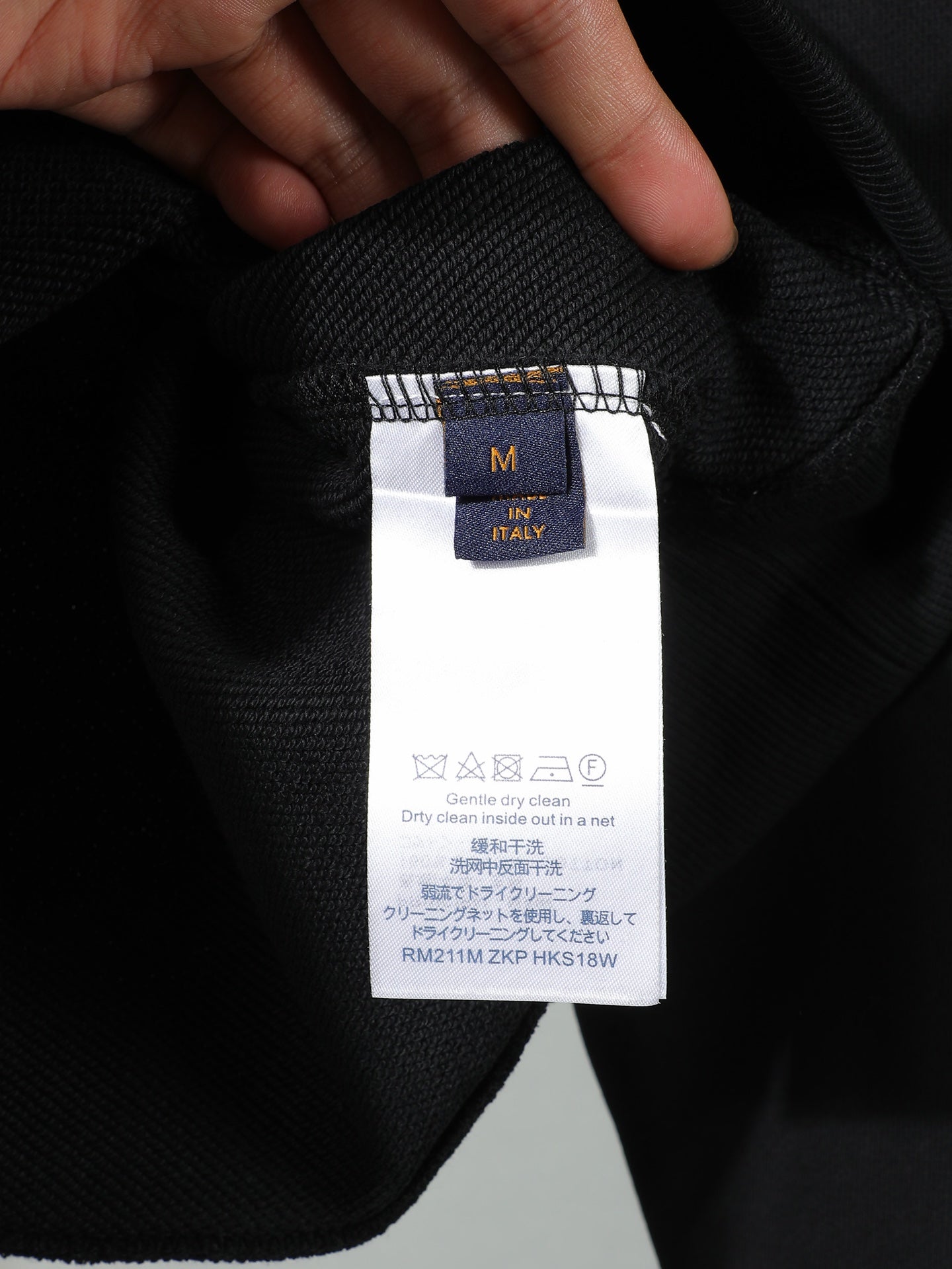 🧥 Louis Vuitton Suéteres 2
