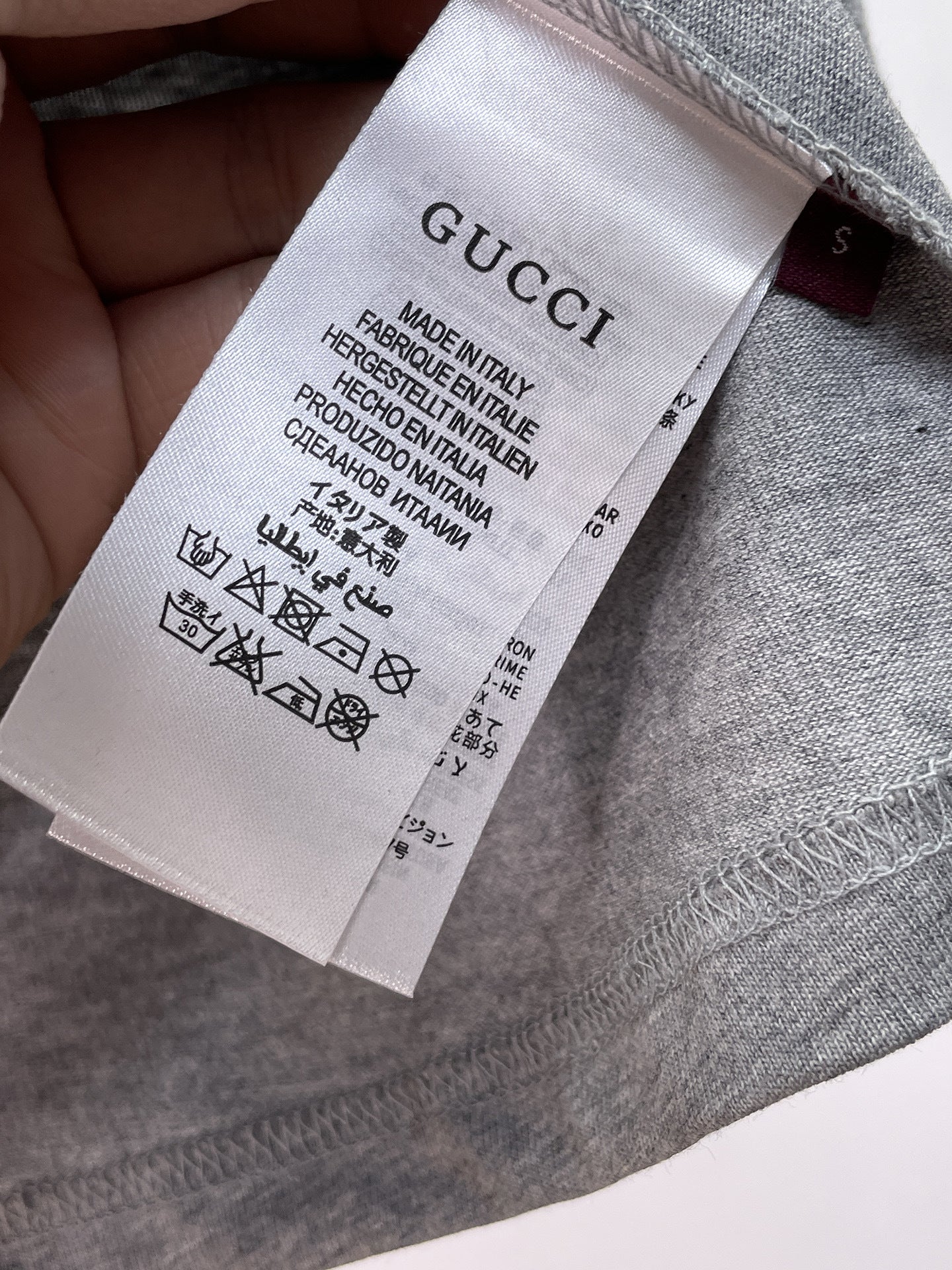 Gucci Apparel 9