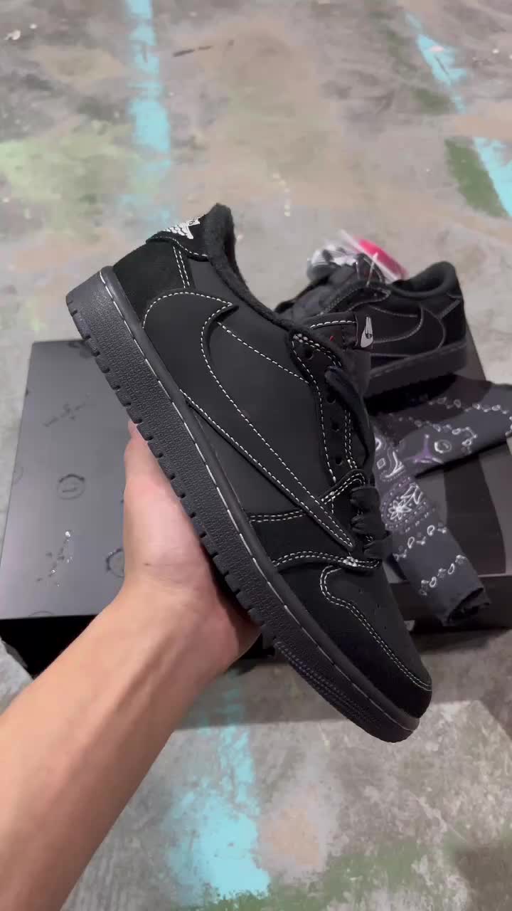 Air Jordan 1 Low x Travis Scott Phantom