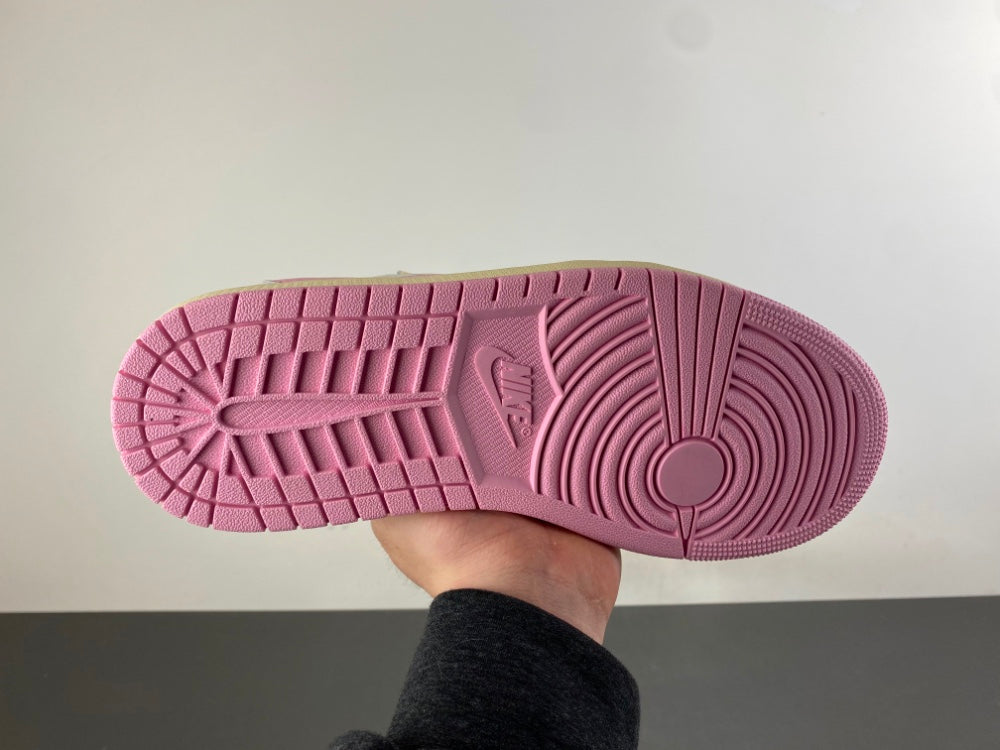 Air Jordan 1 Low x Travis Scott Shy Pink