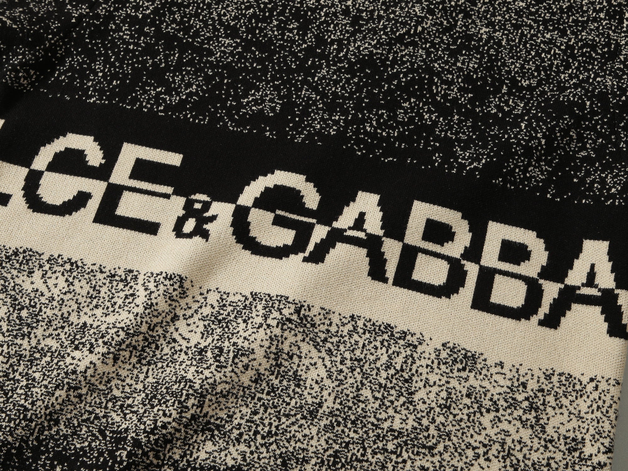 Dolce & Gabbana Sueters