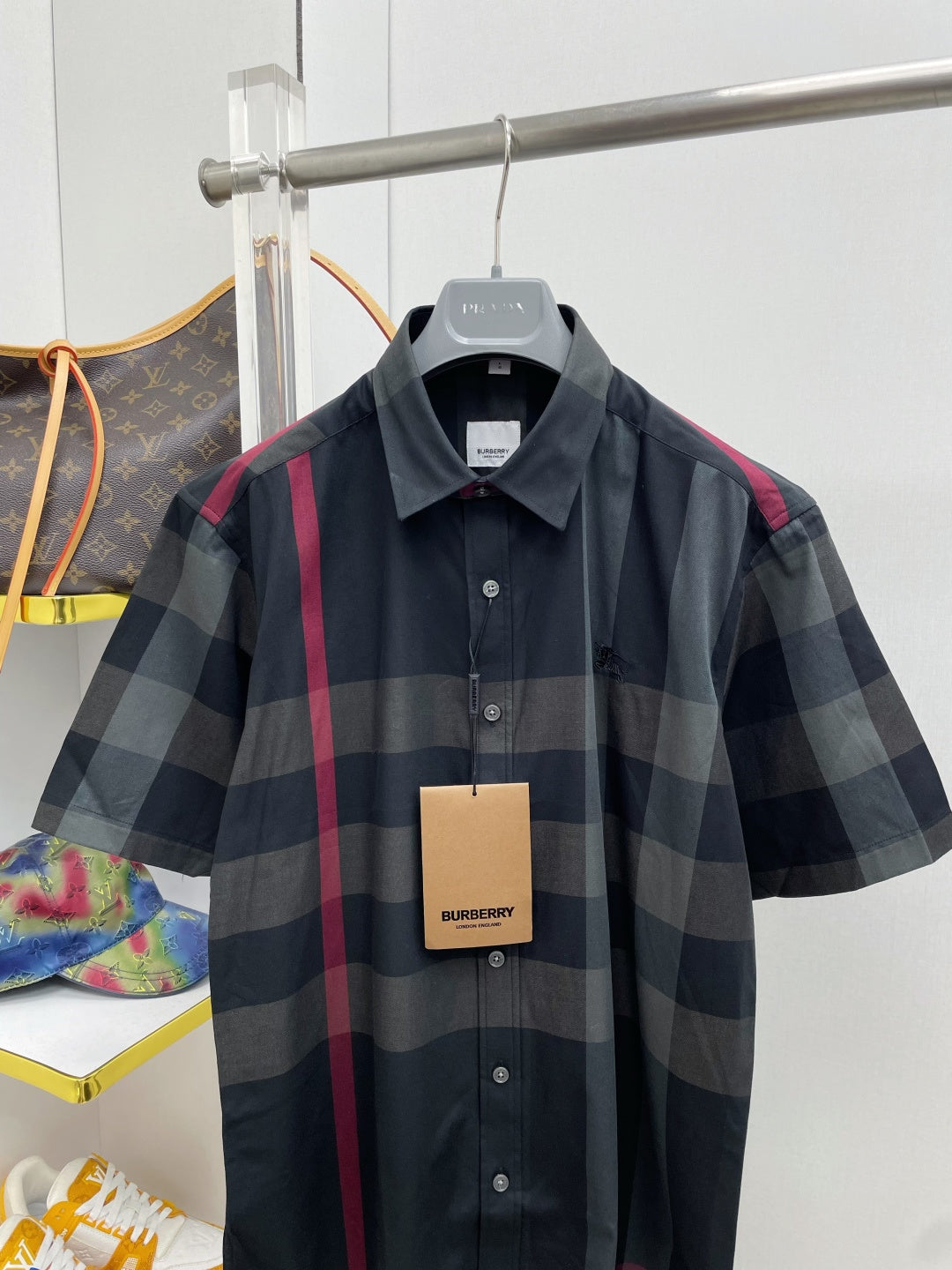 🤎 Burberry Apparel 20