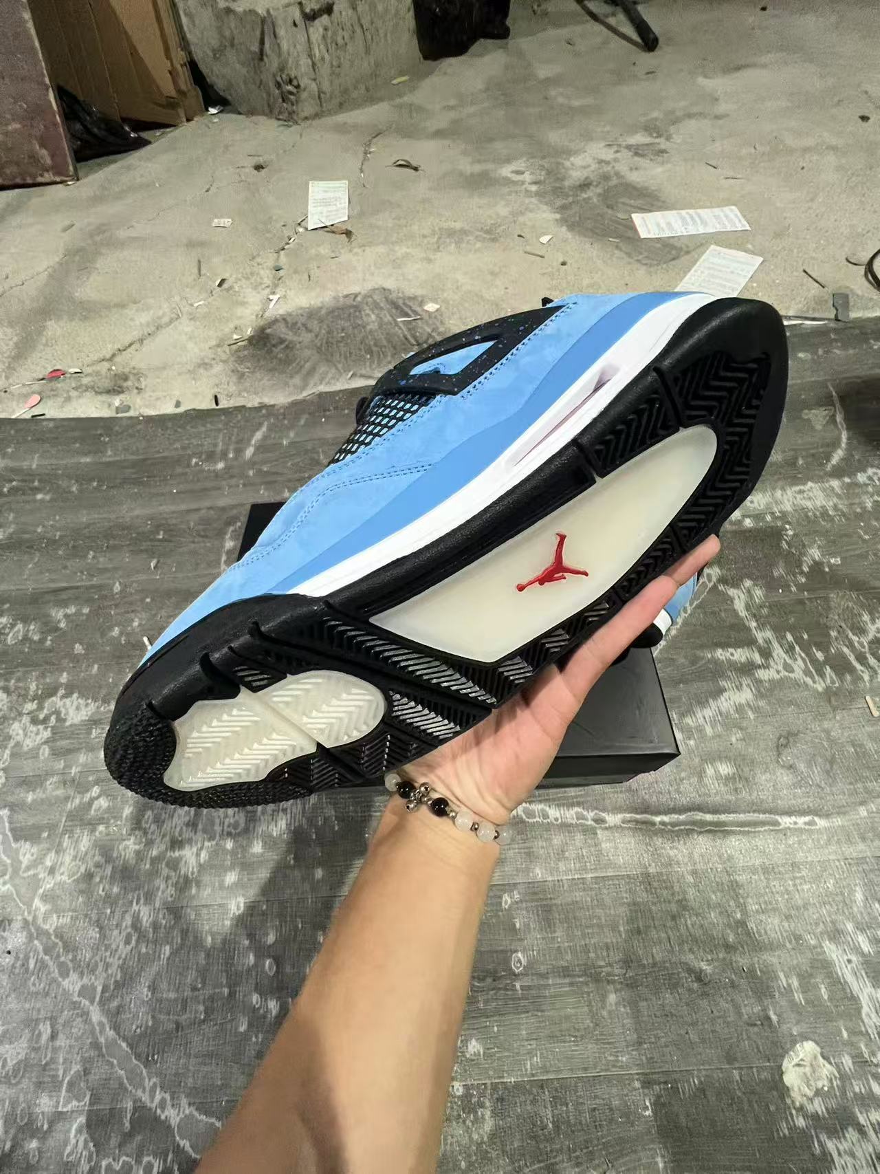 Air Jordan 4 x Travis Scott Blue
