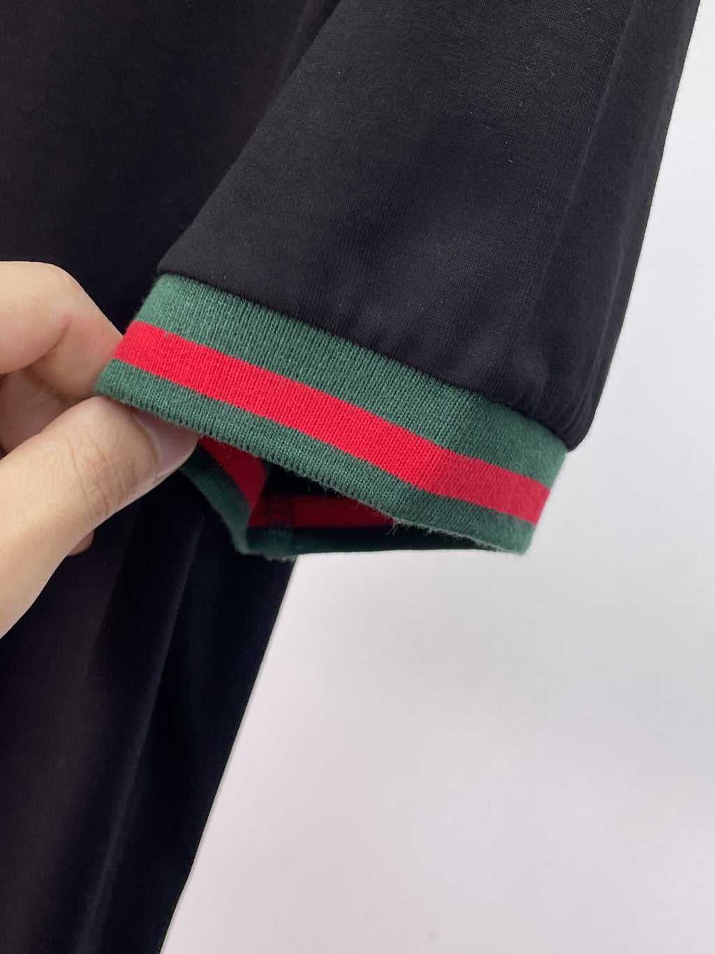 Gucci Apparel 10