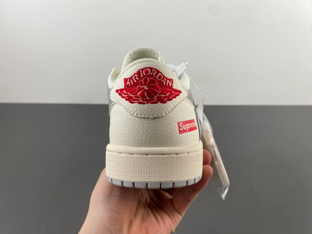AJ 1 X Supreme