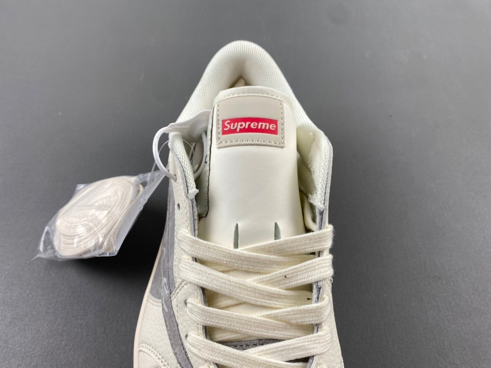 AJ 1 X Supreme