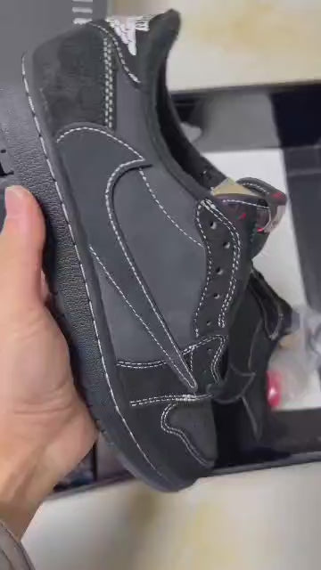 Air Jordan 1 Low x Travis Scott Phantom